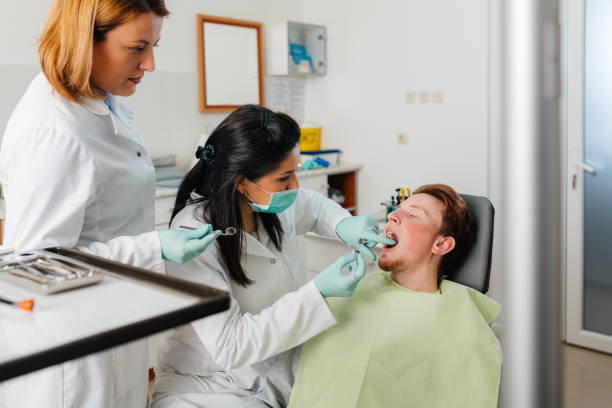 Best Pediatric Emergency Dentist in St Jaco, IL